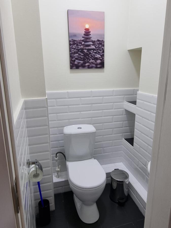 Charming And Modern Apartment At Heart Of Ташкент Екстер'єр фото